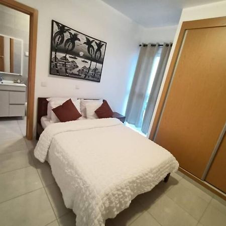 New, Modern, And Cozy 3 Bedroom Apartment. Santa Maria Eksteriør bilde